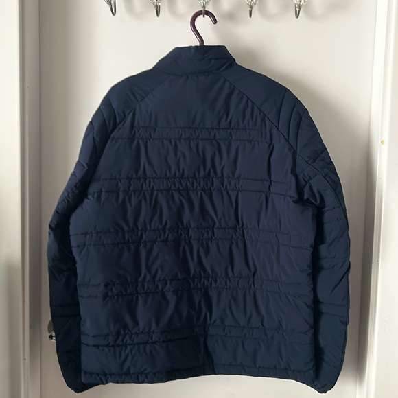 Like new Michael Kors light puffer for men - Picture 6 of 9
